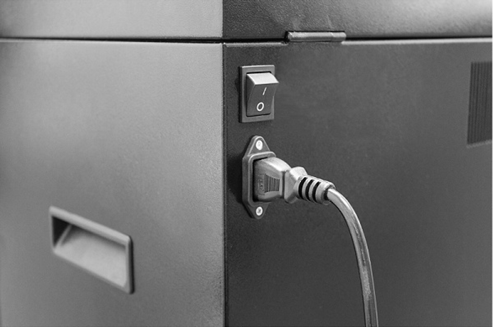 Уничтожитель бумаг ГЕЛЕОС УА92-7