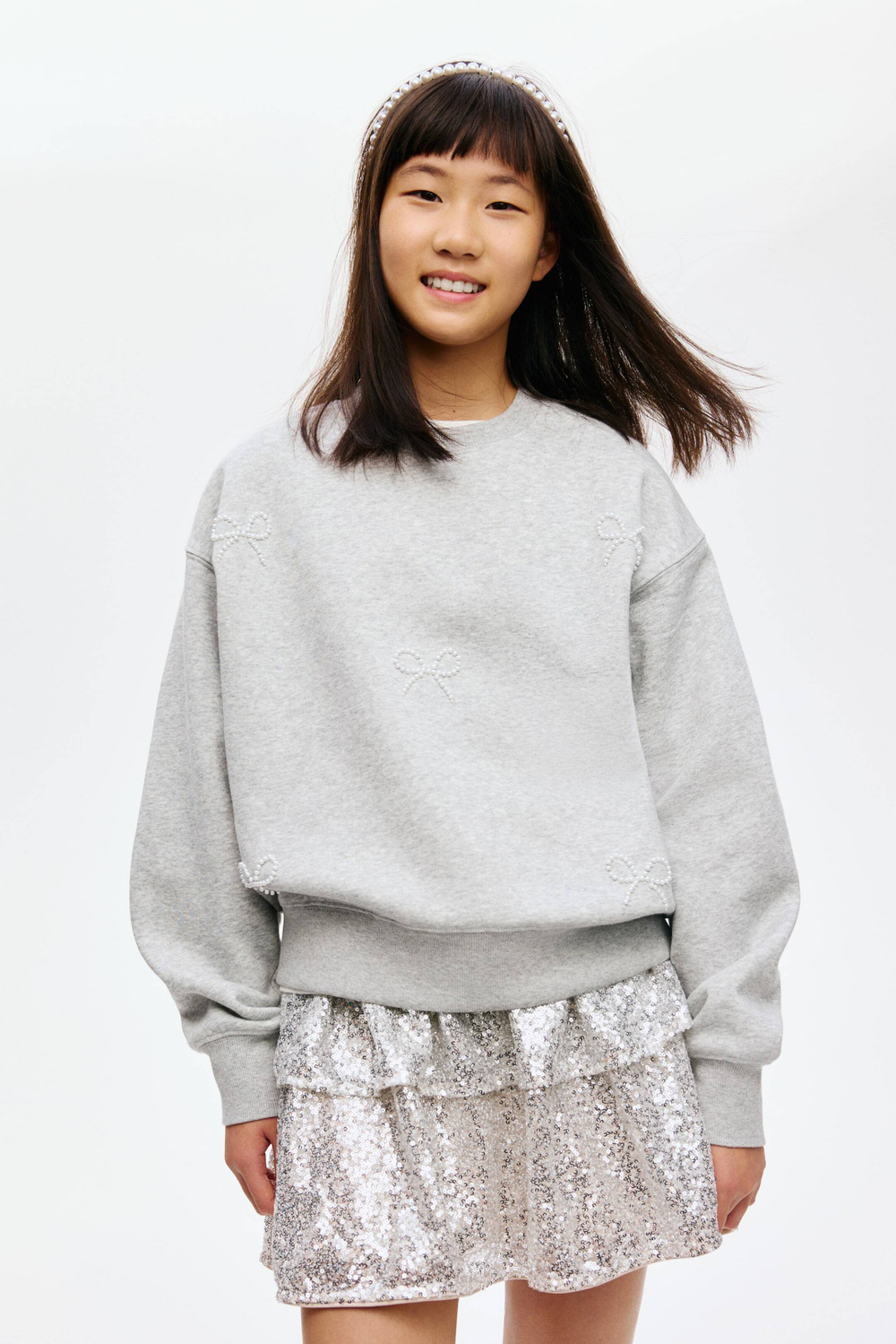 H&M Толстовка с вышивкой, светло-серый меланж