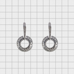 "Ортан" серьги в серебряном покрытии из коллекции "Дикие кошки" от Jenavi  с английским замком