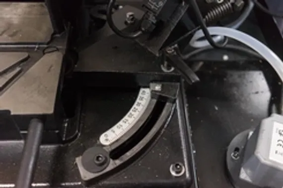 Ленточнопильный станок с гидрозагрузкой Stalex BS-912GR