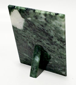 Настольное каменное панно" Времена года" 9-7-3.5см вес 160гр.