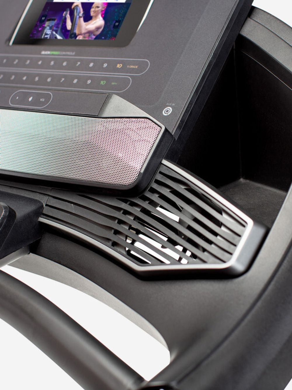 Беговая дорожка электрическая PRO-FORM Carbon T7