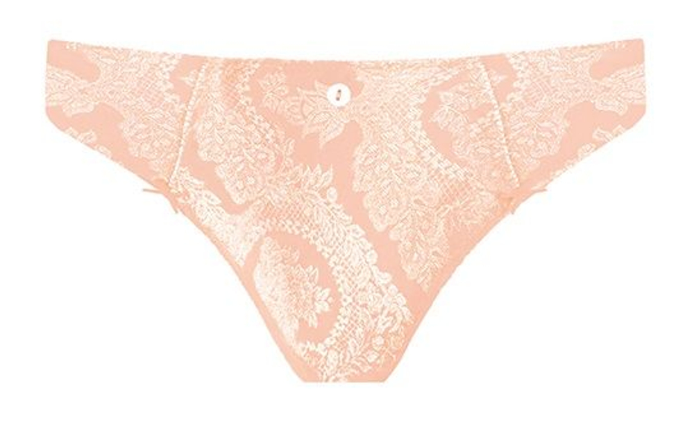 Трусы-стринги Lilly Rose с декоративными вставками из кружева (Размер: 44) (Цвет: кремовый)