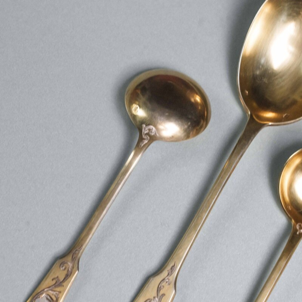 Набор приборов для сервировки