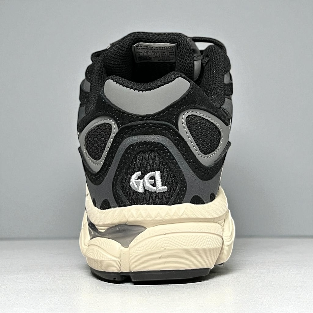 Asics Gel-NYC Winter • Black