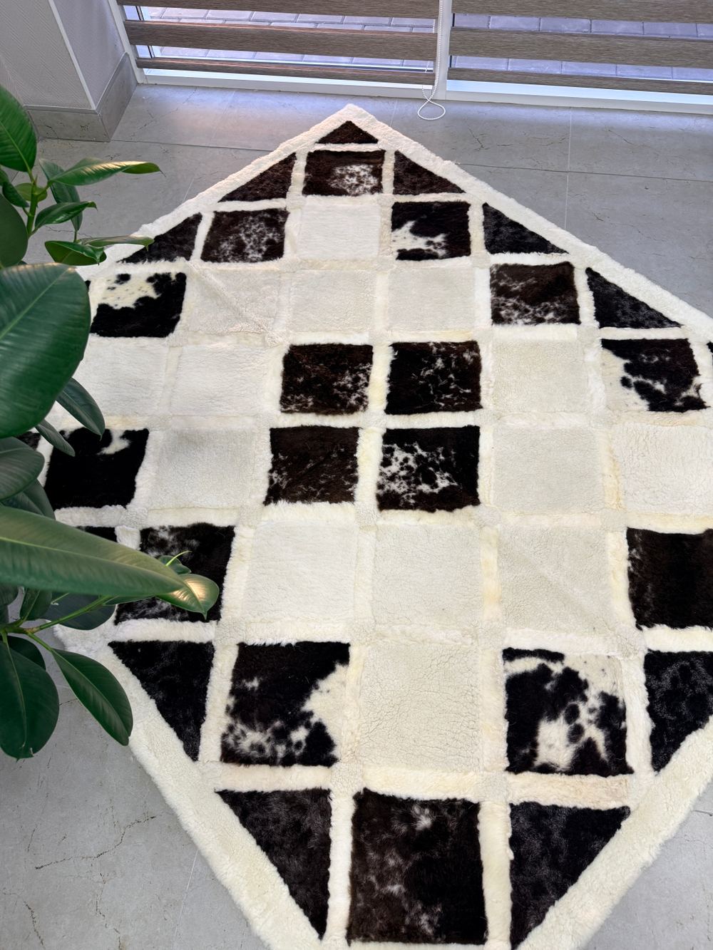 Ковер прямоугольный натуральный мех овчина, 210 х 170 см.