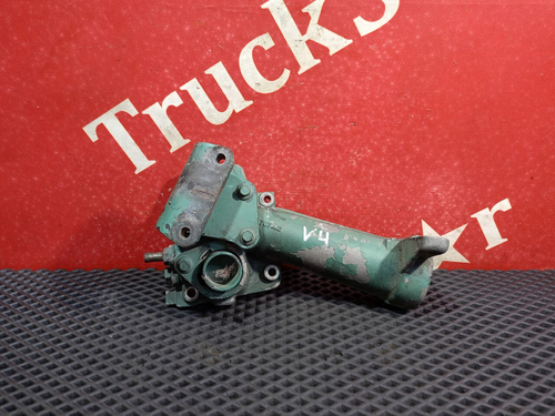 Патрубок системы охлаждения