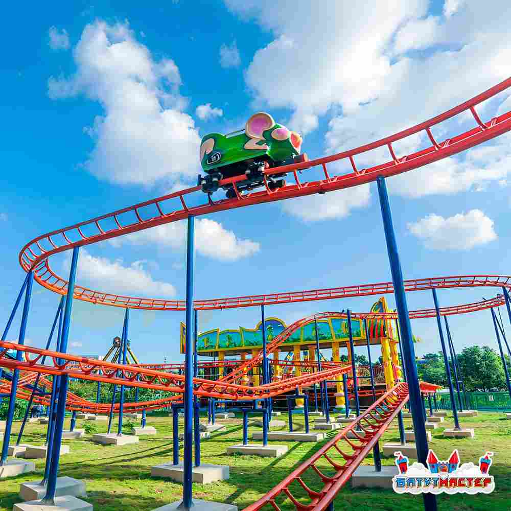 Страшные американские горки «Мышиный вжух», 8 кабин 16 мест, 28×17×6 м