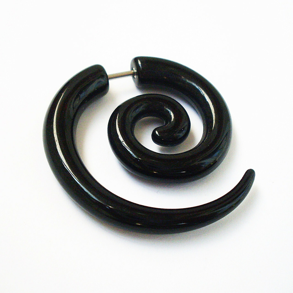 Серьга обманка растяжек ( улитка) для имитации пирсинга ушей. Черный акрил. Цена за пару