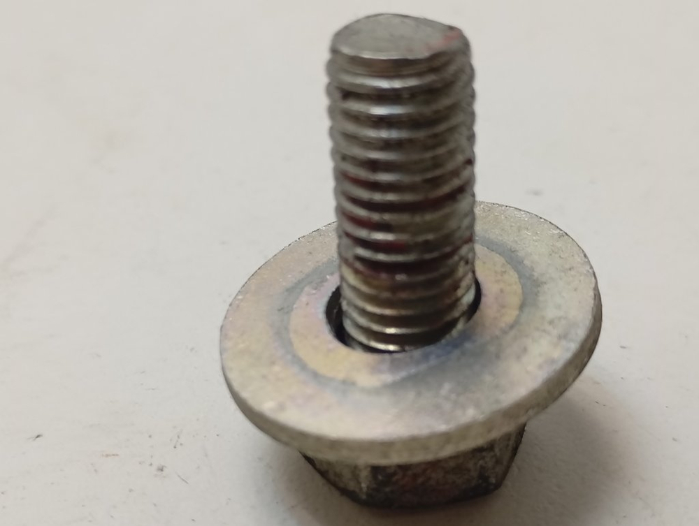 WF8590NFW кт62 Болт крепления шкива для стиральной машины Samsung WF8590NFW б/у