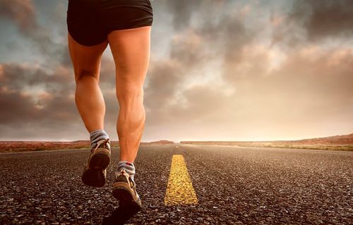 1586459496_jogging-2343558_1920.jpg