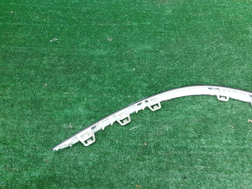 Накладка заднего бампера левая Bentley Bentayga (2015-2020)