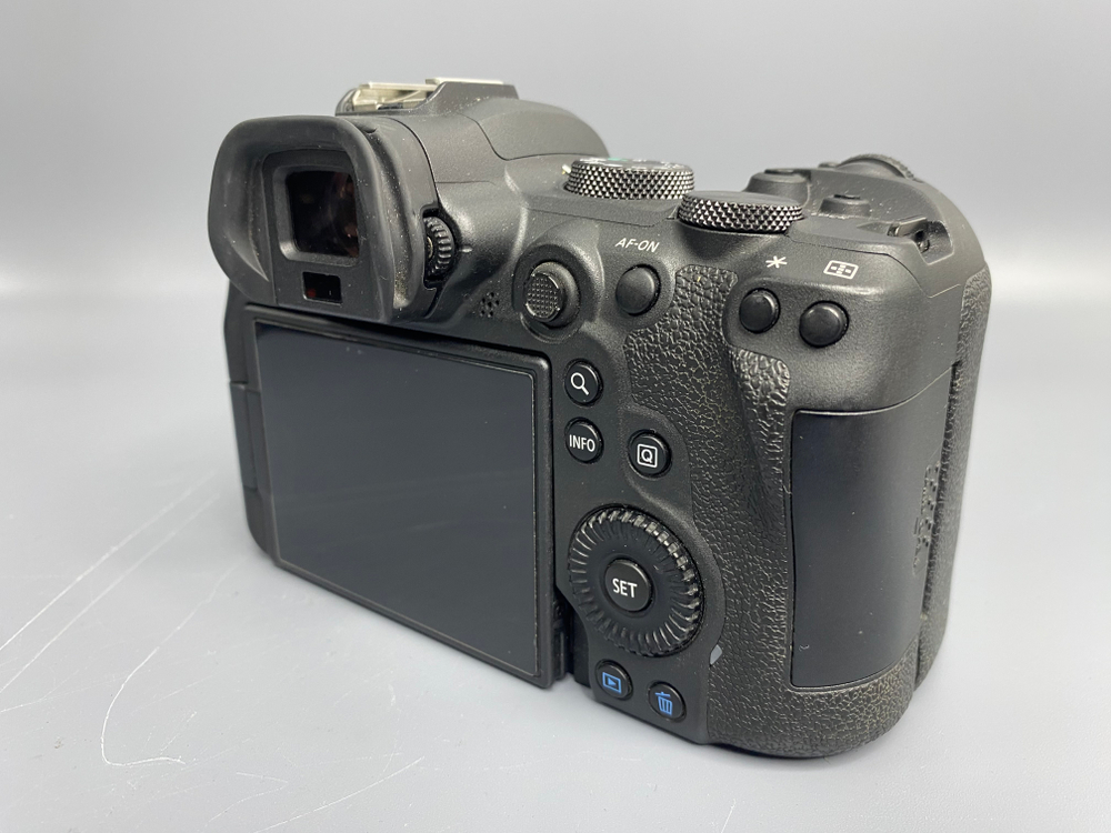 Canon EOS R6 135.000 кадров