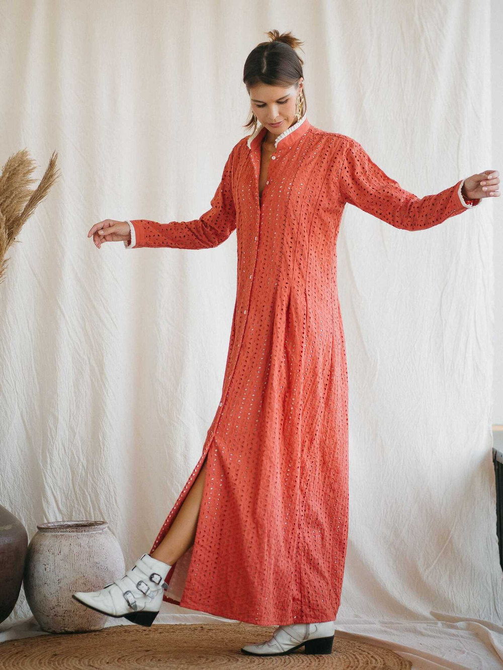Платье макси из прошвы (коралл)
