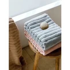 Полотенце банное Waves цвета пыльной розы Essential, 70х140 см