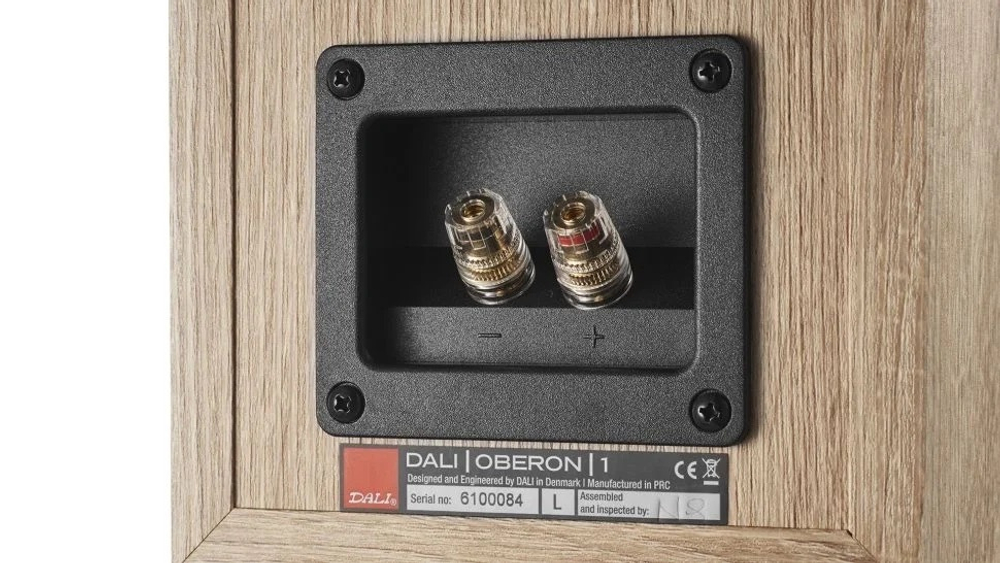 Полочная акустика Dali Oberon 1 Dark Walnut