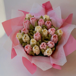 Букет цветочных капкейков больших тюльпанов 7 шт