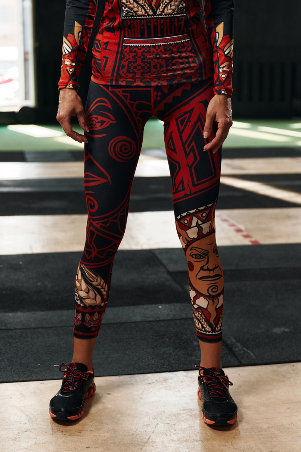 Компрессионные штаны Варгградъ женские "Солнце за нас"