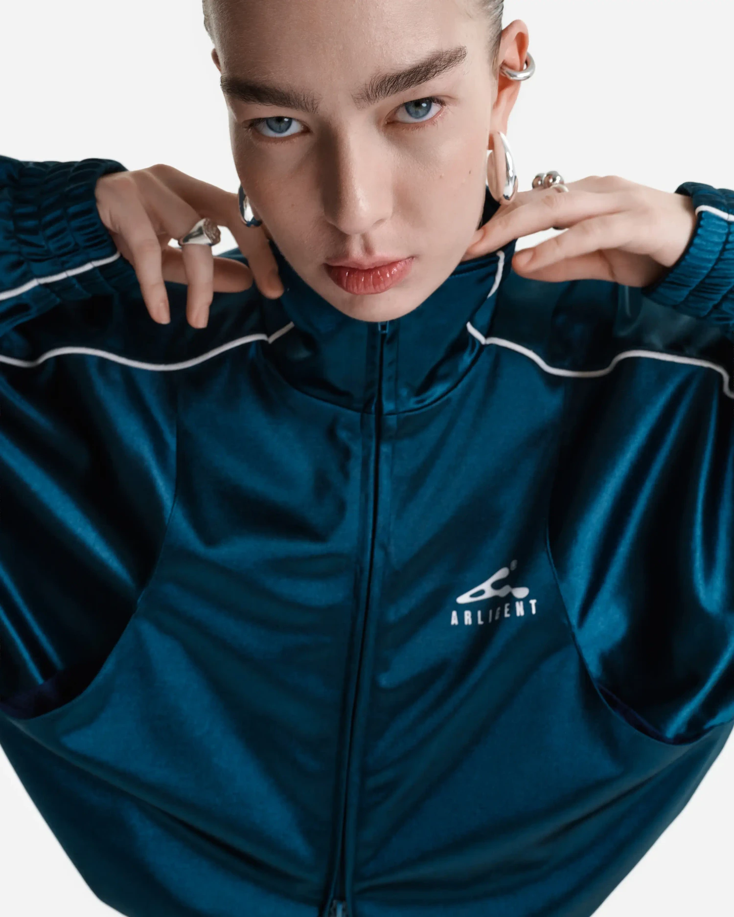 Олимпийка с кантом