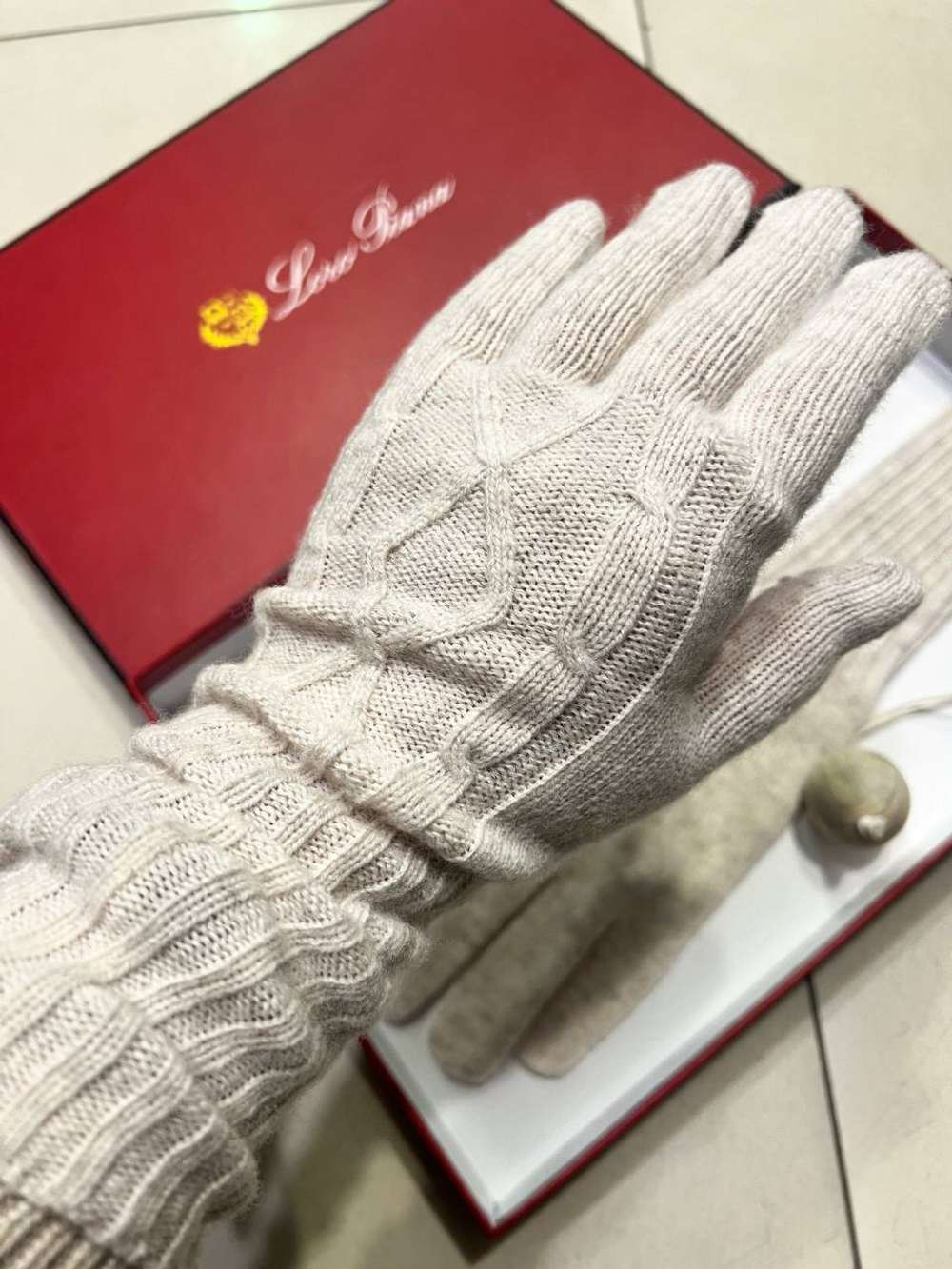 Перчатки Loro Piana