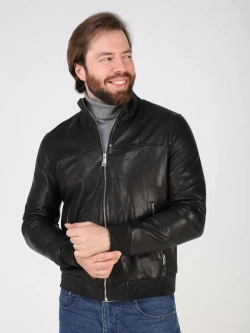 Кожаная куртка демисезонная