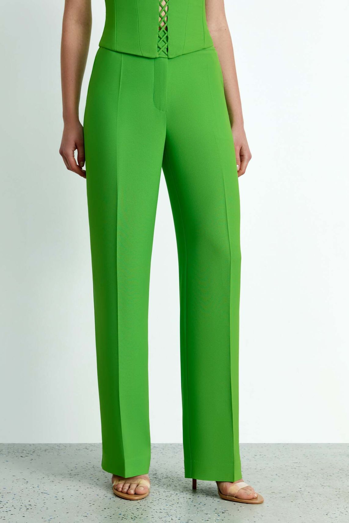 Брюки прямого кроя из крепа
