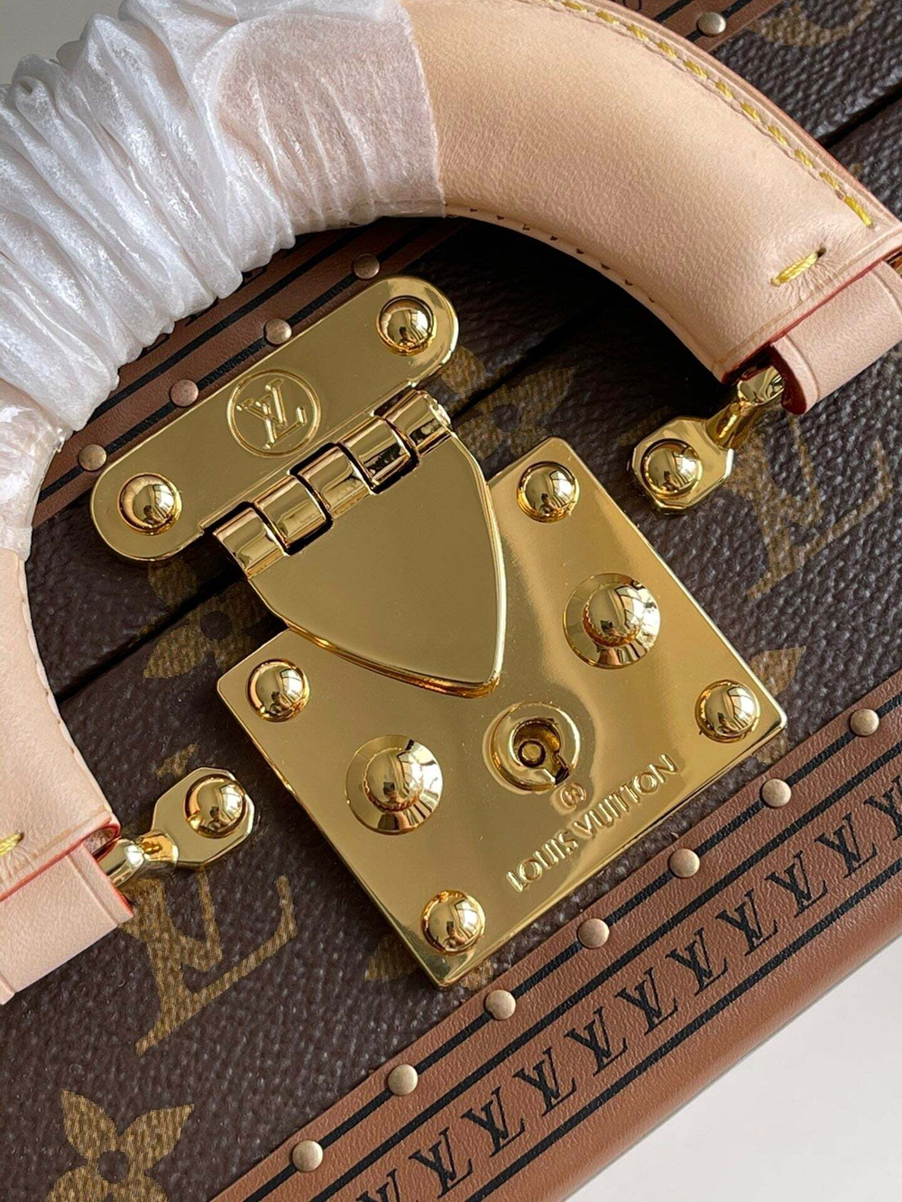 Louis Vuitton Valisette Tresor