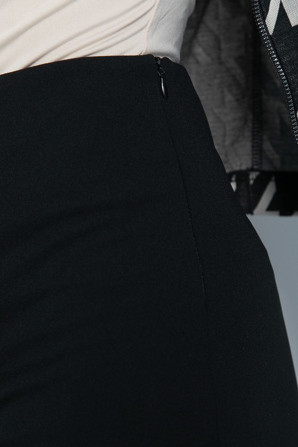 Костюм Медина (черно-белый) К11167 LT Collection