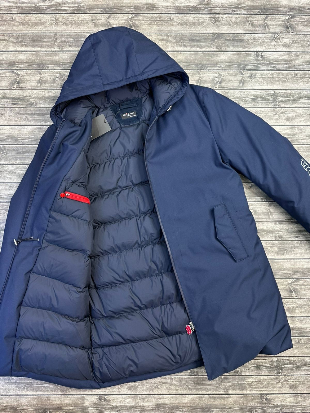 Пуховик Kiton