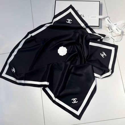 Платок CHANEL