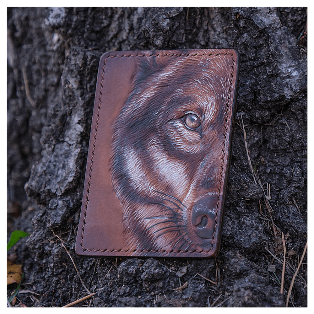 Кожаный картхолдер «Волк»