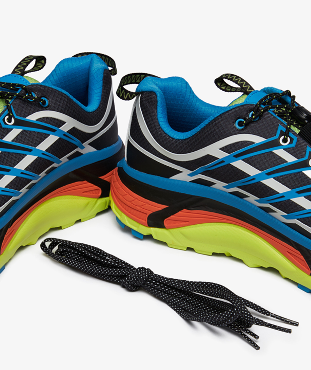 HOKA One One | Mafate Three2