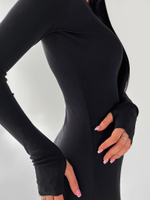 Платье Balnur 1950 длинное облегающее с прорезями для пальца на рукавах