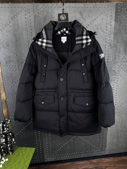 Пуховик Burberry