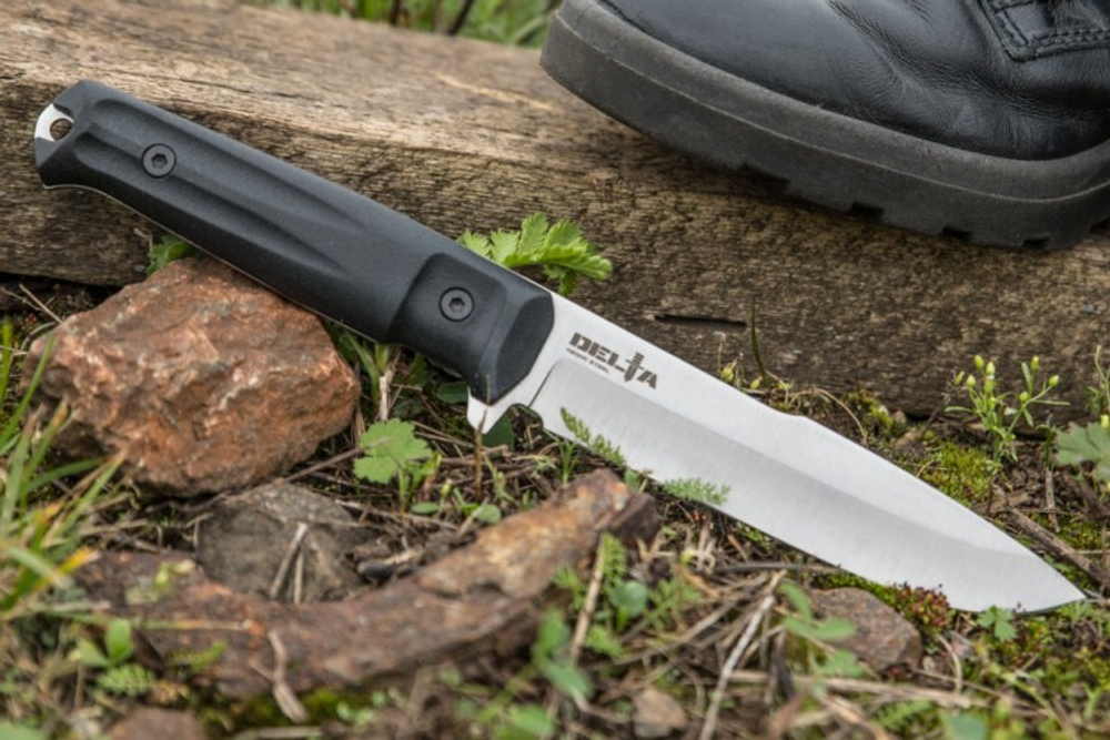 Нож Kizlyar Supreme DELTA 420HC SW BKH LS (StoneWash, Black Kraton Handle, Leather Sheath)