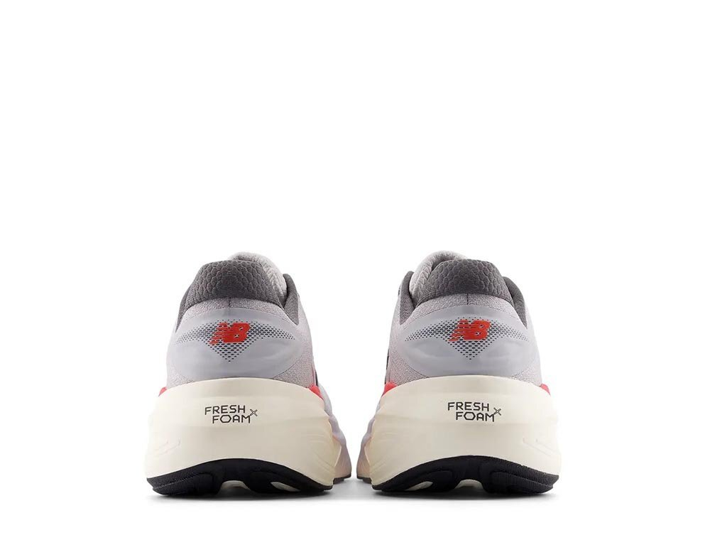 Кроссовки для бега мужские New Balance Fresh Foam X More v6 M Серые