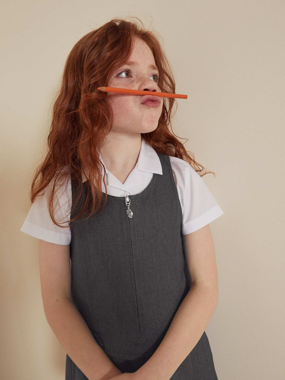 Сарафан школьный на молнии для девочки Next 503-933, Серый