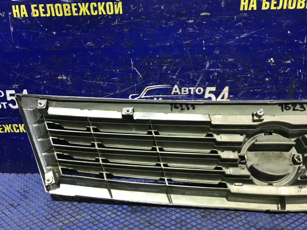 Решетка радиатора NISSAN TEANA 2005-2008