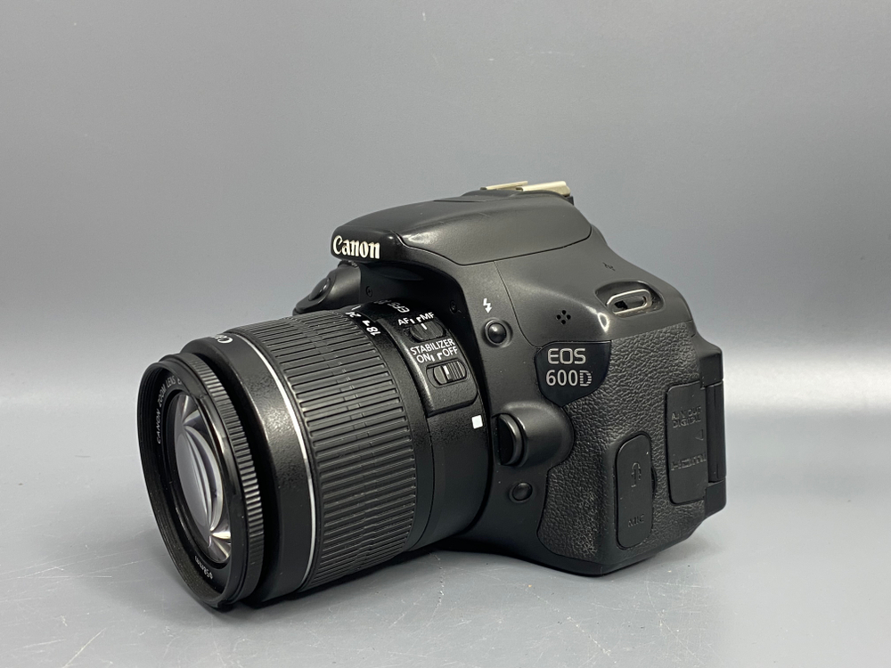 Canon 600D kit 18-55mm IS II 44.000 Кадров