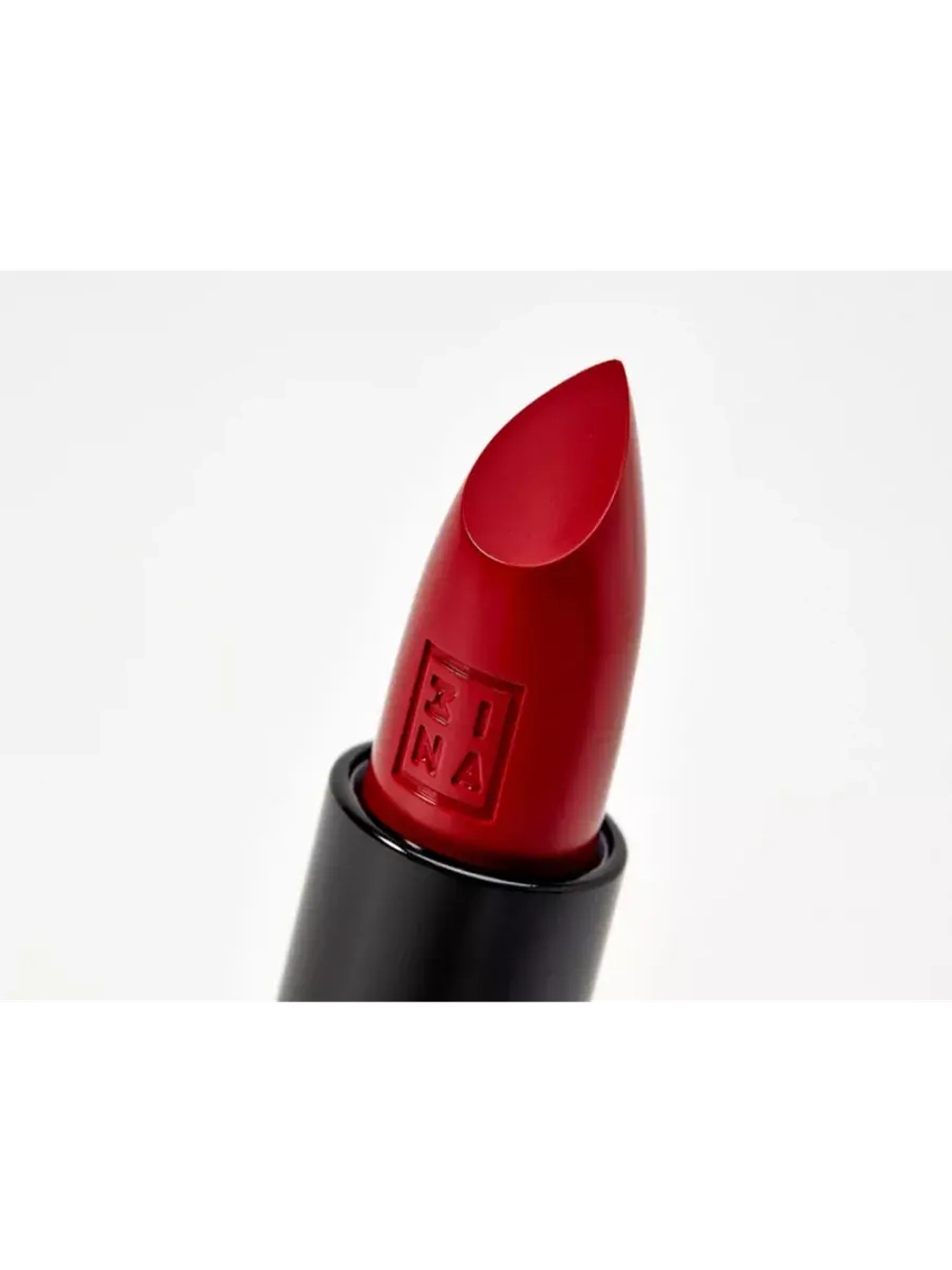 Губная помада the lipstick 3INA 250