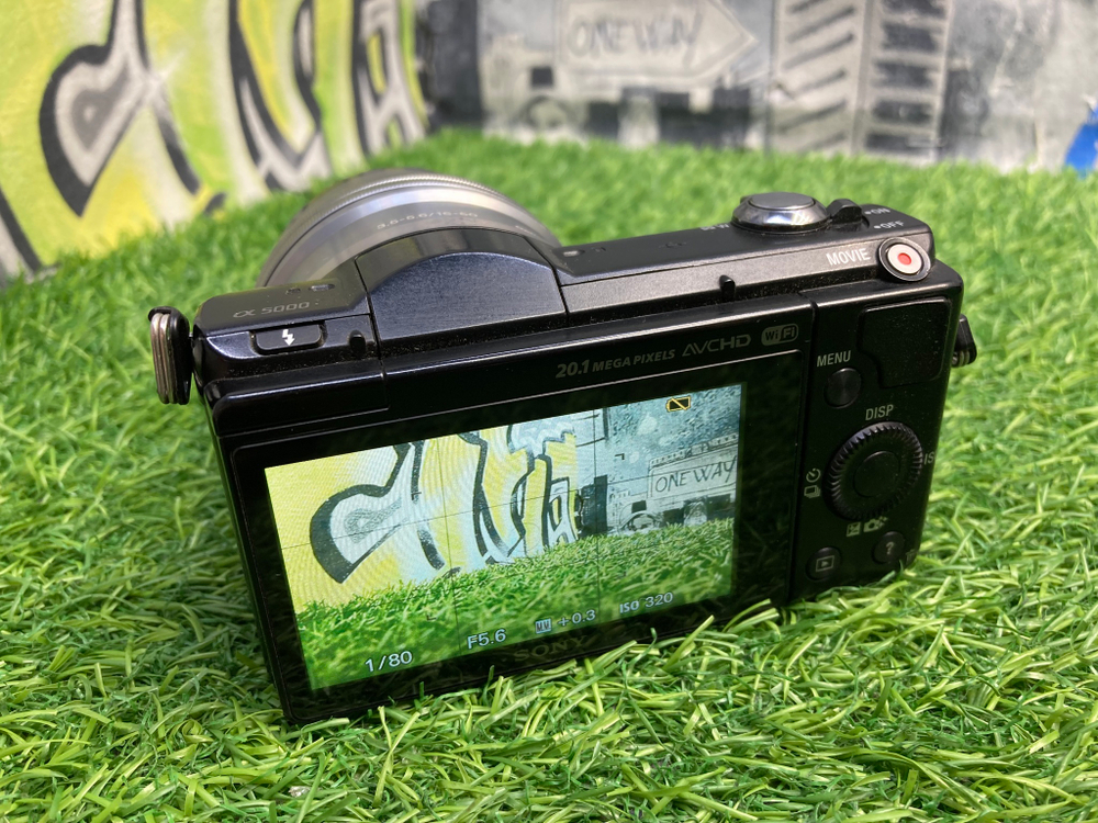 Sony Alpha A5000 kit E PZ 16–50mm (28.500 кадров)
