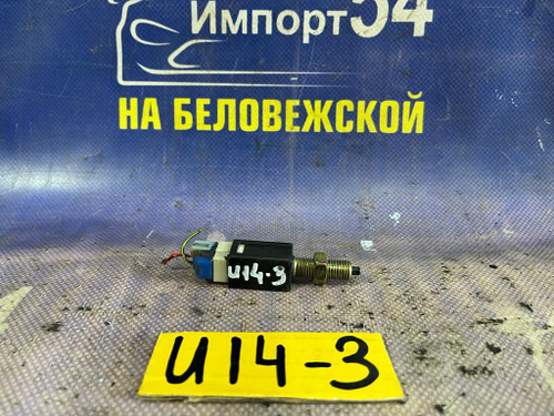 Датчик педали тормоза NISSAN BLUEBIRD 1998