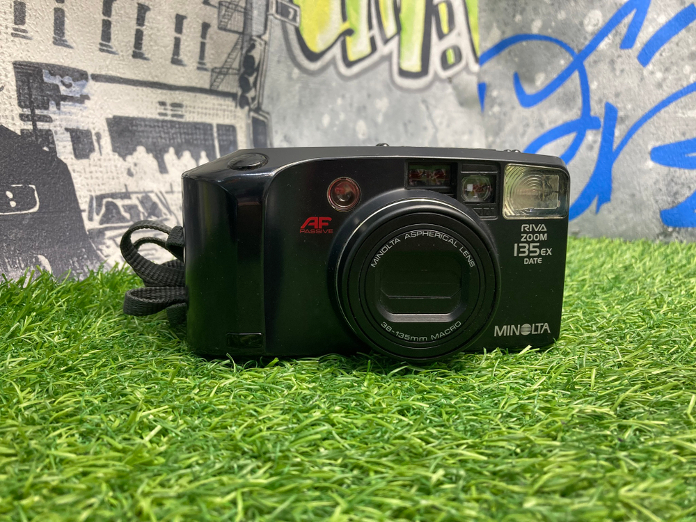 Minolta Riva Zoom 135EX