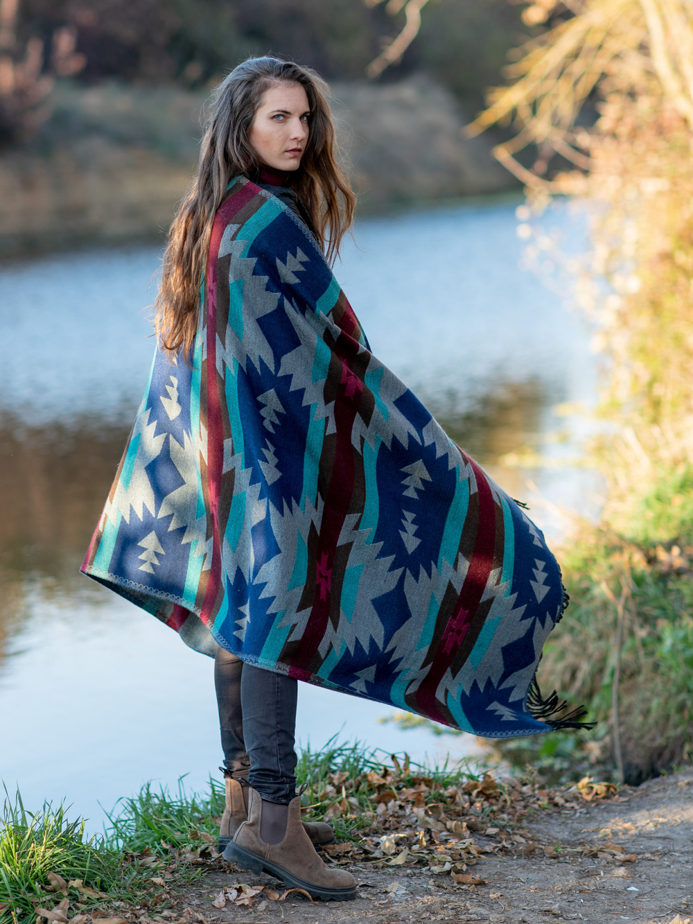 Шарф теплый с орнаментом Навахо