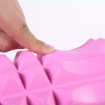 Ролик массажный для йоги Coneli Yoga Semicircle 33x14 см розовый