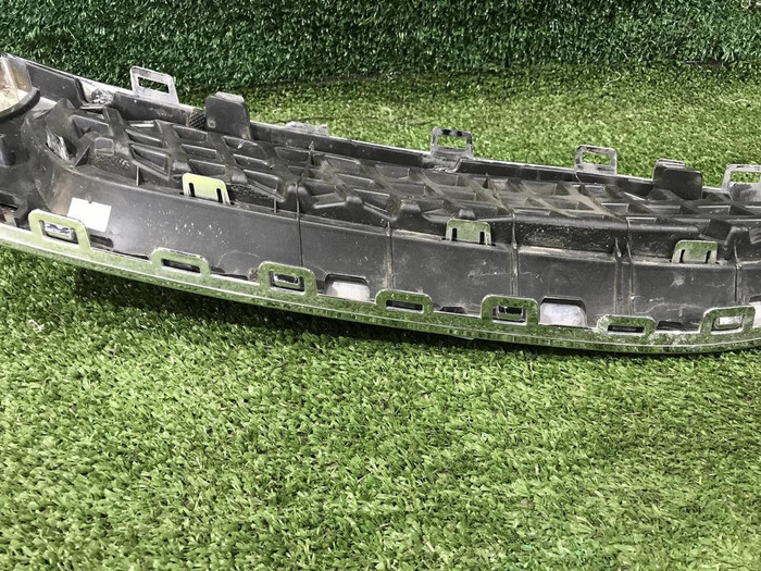 Решетка радиатора KIA Rio 4 X-Line (2017-2020)