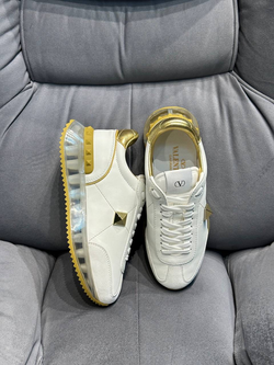 Кроссовки Valentino