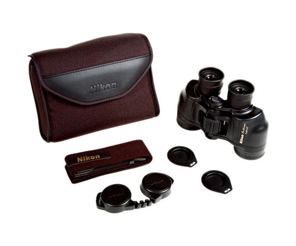 Комплект поставки бинокля Nikon