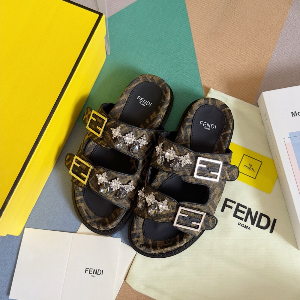 Fendi Feel Slides