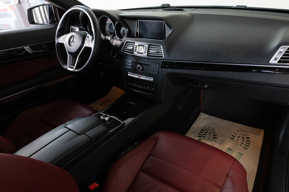 Mercedes-Benz E-Class, 2015 год